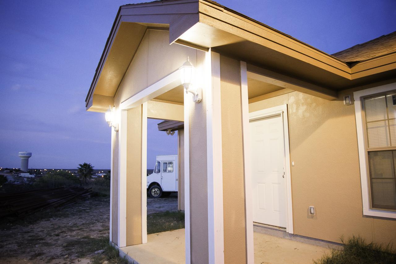 Casino Casita Villa Eagle Pass Luaran gambar